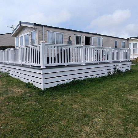 Lovely Bright And Airy Caravan On The 5 Star Shorefield Country Park Entertainment Passes Included Milford on Sea Extérieur photo